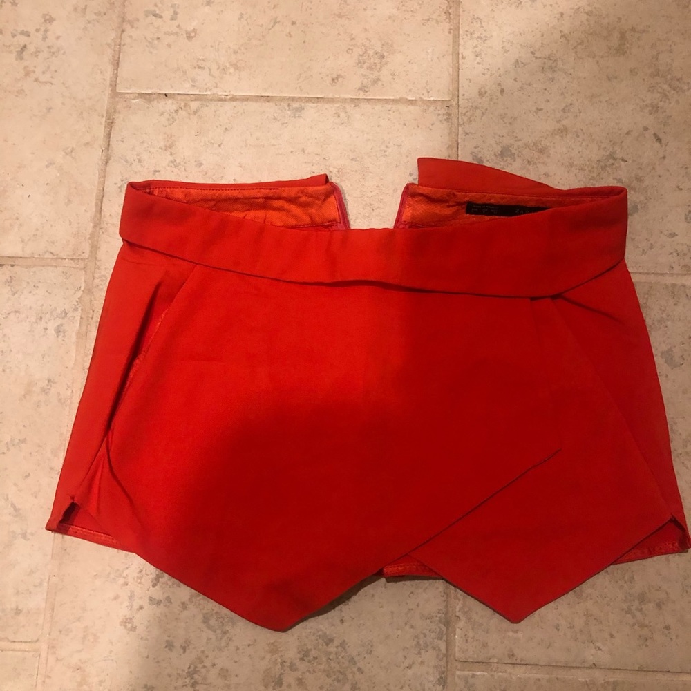 Zara shorts size S